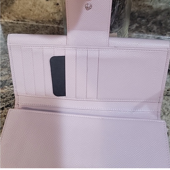 BULGARI Bifold Long Wallet Pink Leather.       Size: H 3.93" x W 7.48" x D 0.78" - Picture 10 of 11